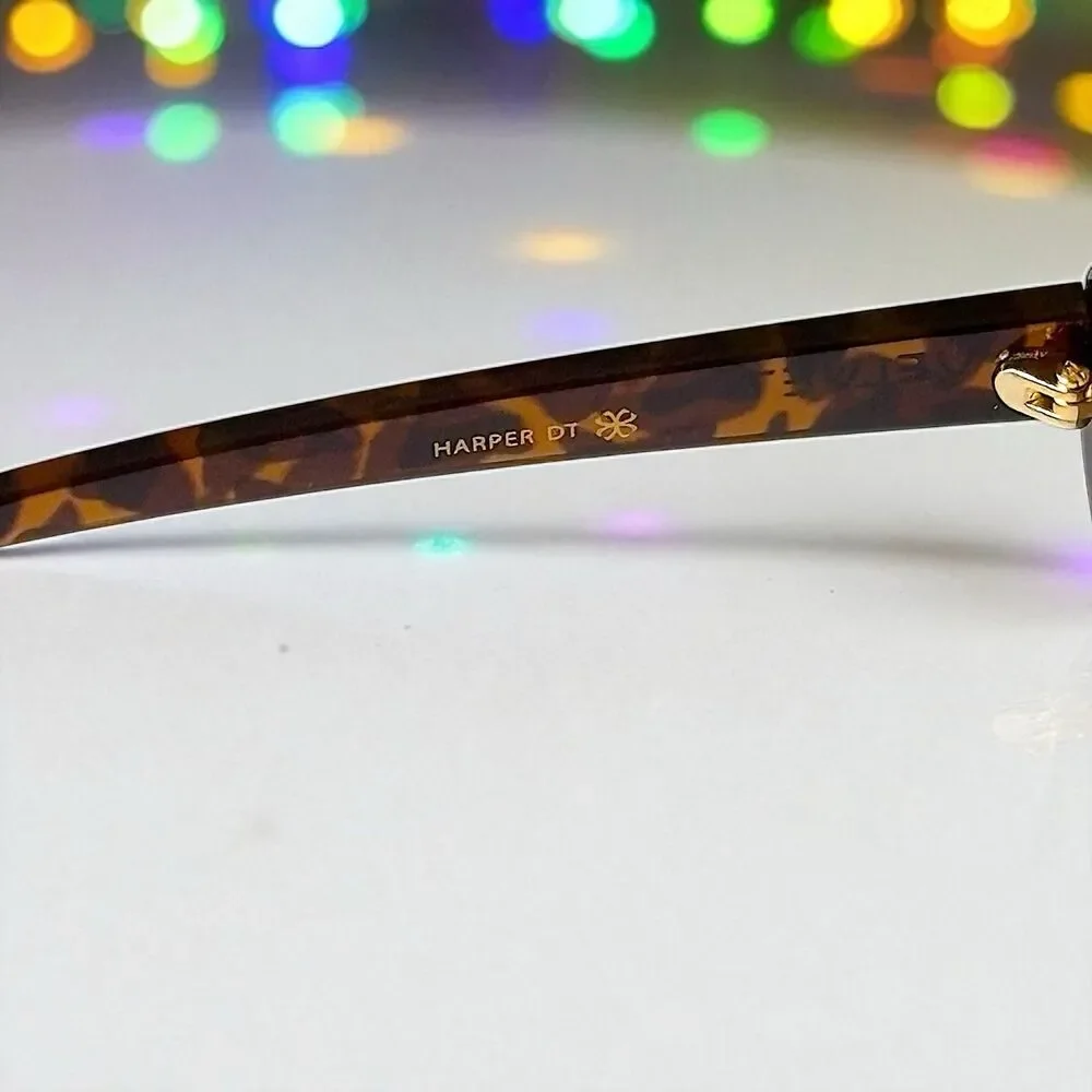 VELVET EYEWEAR The Harper Cat Eye Sunglasses in tortoise w/microfiber pouch